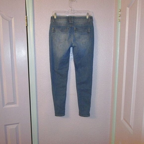Democracy JEANS Size 6 AB SOLUTION Skinny STRETCH Mid Rise 6 POCKETS - Picture 7 of 11